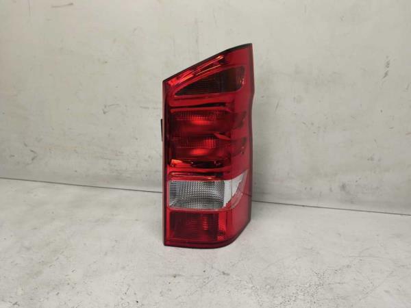 FEU ARRIERE DROIT MERCEDES VITO W447 2014+ 2-PORTE - Vue 1